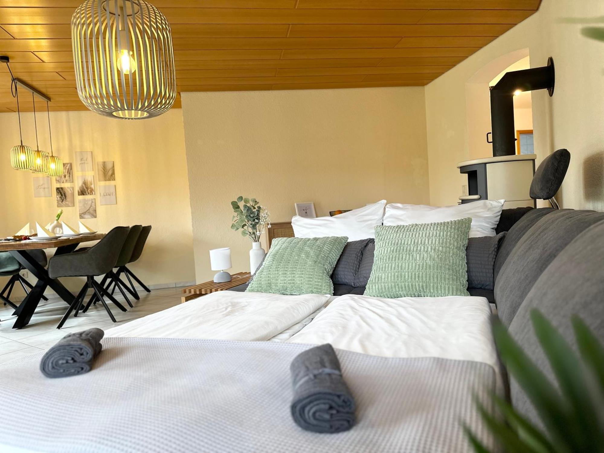 Seehaus Aachblick, Exklusive Appartements Und Ferienwohnungen Uhldingen-Mühlhofen Esterno foto